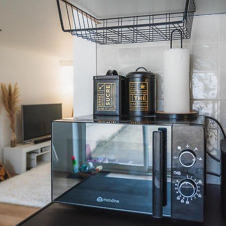 Maison Zola Fleury-les-Aubrais Esterno foto