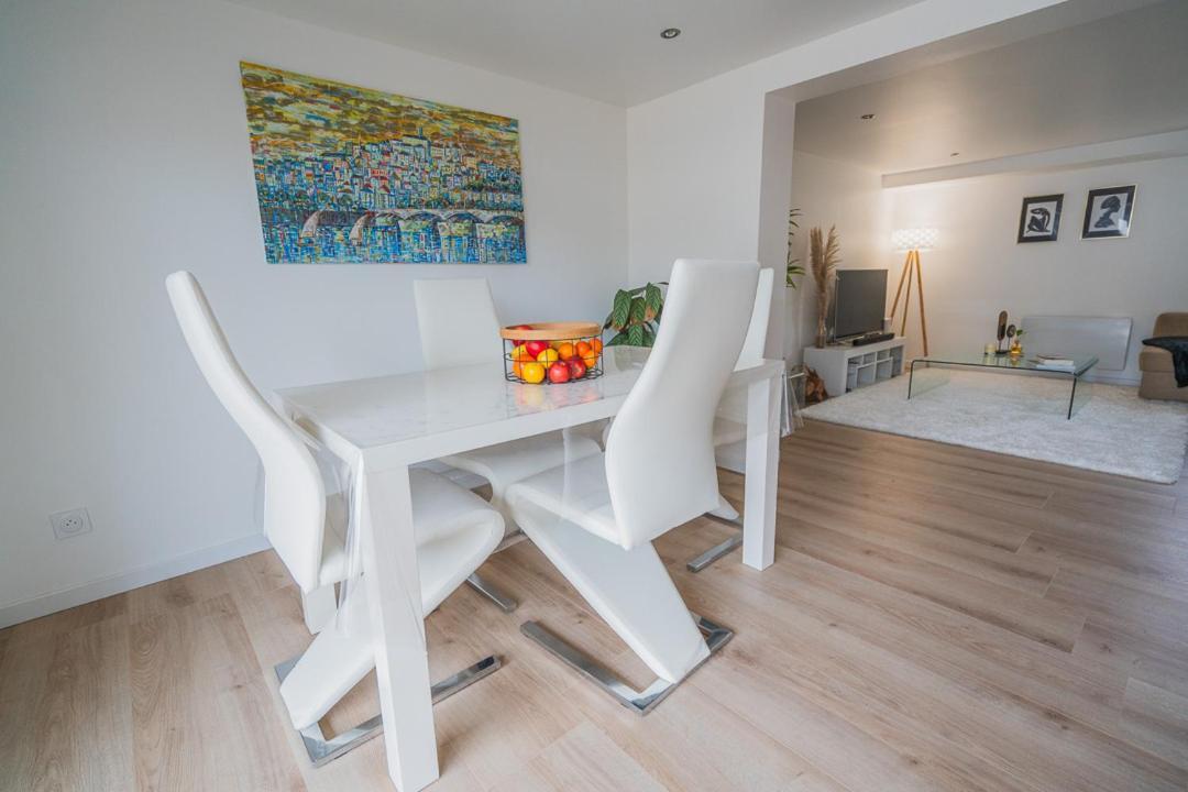 Maison Zola Fleury-les-Aubrais Esterno foto
